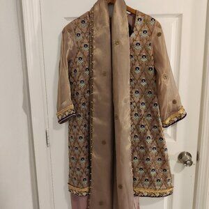 Formal Pakistani suit Mauve and Gold